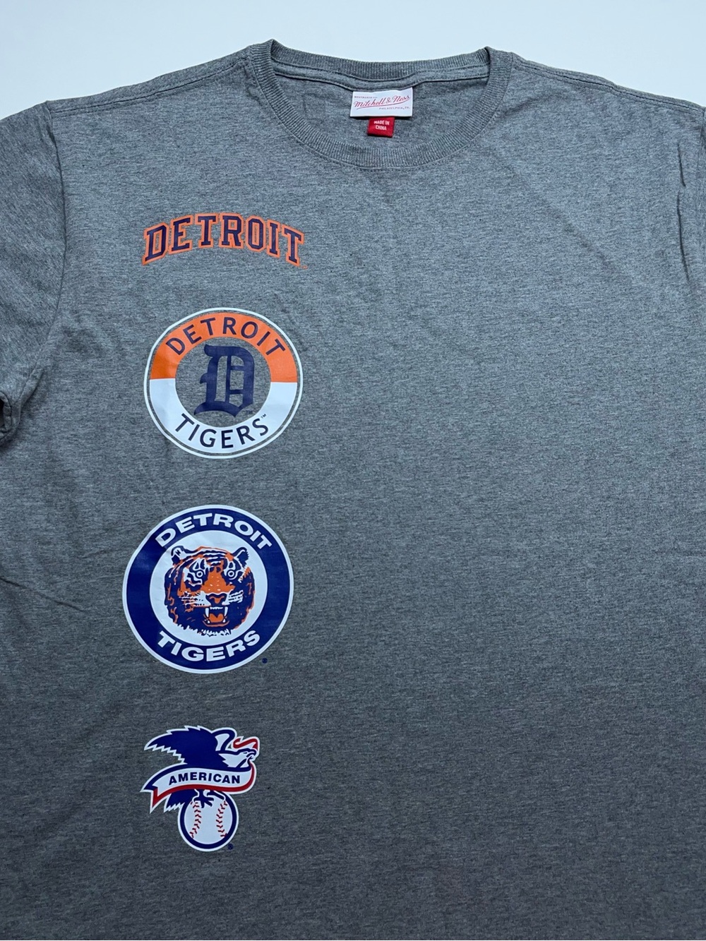 Mitchell & Ness Detroit Tigers 1984 World Series Champions T Shirt Mens Large - Picture 3 of 15